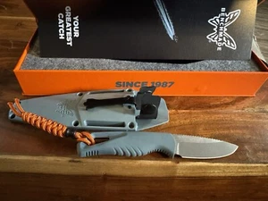 Benchmade Intersect 18050 Blade 2.68" CPM-MagnaCut Depth Blue Santoprene - Picture 1 of 6