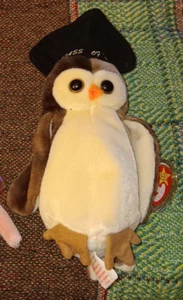 TY BEANIE BABY WISE THE OWL RETIRED CLASS OF 1998 RARE *ERRORS* TAG ORIGINAL - Picture 1 of 2