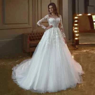Luxury A-Line Wedding Dresses Scoop Neck Long Sleeved Lace Applique Bridal Gowns - Image 1 of 4