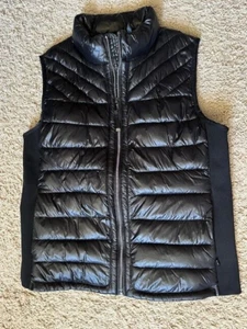 Gap Vest Woman's Large Black Down Puffer Quilted Lightweight Zip Pockets Nylon - Picture 1 of 3