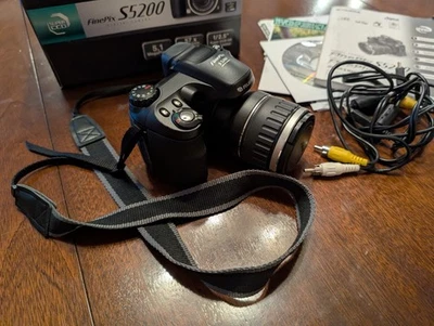 Fujifilm FinePix S Series S5200 5.1MP Digital Camera - Black Boxed - Image 1 of 4