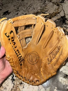 VINTAGE SPALDING BASEBALL GLOVE SAL BANDO 42-5395 ADVISORY STAFF - Picture 1 of 14