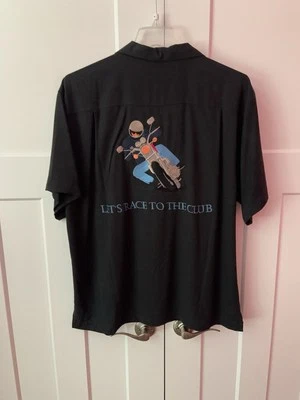 BOBBY CHAN БОЛЬШОЙ ВЫШИТЫЙ МОТОЦИКЛА ШЕЛК ЛАГЕРЬ КОРОТКИМ РУКАВОМ РУБАШКА НОВЫЙ + ЯРЛЫКИ - Изображение 1 из 4