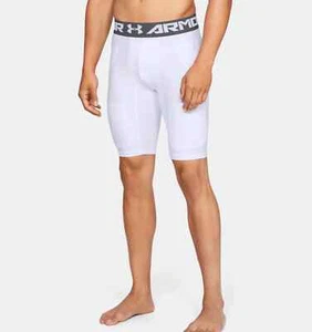 NEU Herren UNDER ARMOUR 6-Taschen Fußballshorts Gürtel 1305375 | mittel | weiß - Bild 1 von 6