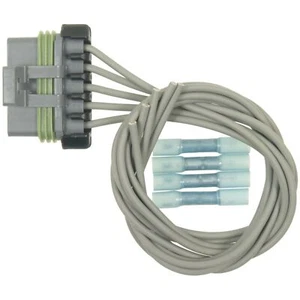 Standard Motor Products S-2018 Body Wiring Harness Connector - Picture 1 of 7