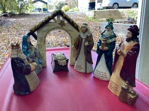 Vintage Nativity Set w/scriptures on each Porcelain Piece - Picture 1 of 9