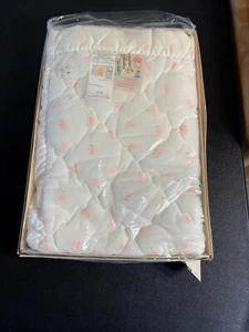 New White Storktex Crib Blanket w Pink Roses Satin Trin Dupont New Old Stock - Picture 1 of 7