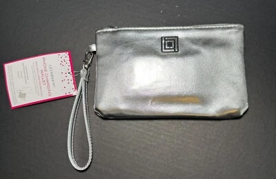 Cartera muñeca de carga de teléfono Liz Claiborne plateada 8” x 5” minimalista Foto 1 de 4