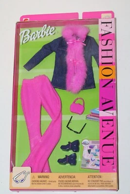 2002 Barbie Fashion Avenue Jean куртка розовый искусственного меха наряд и аксессуары. Новый - Изображение 1 из 3
