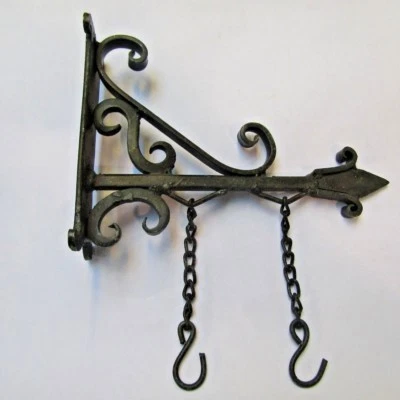 Hand forged vintage old rustic sign name board hanging bracket wall mounted  - Image 1 of 2