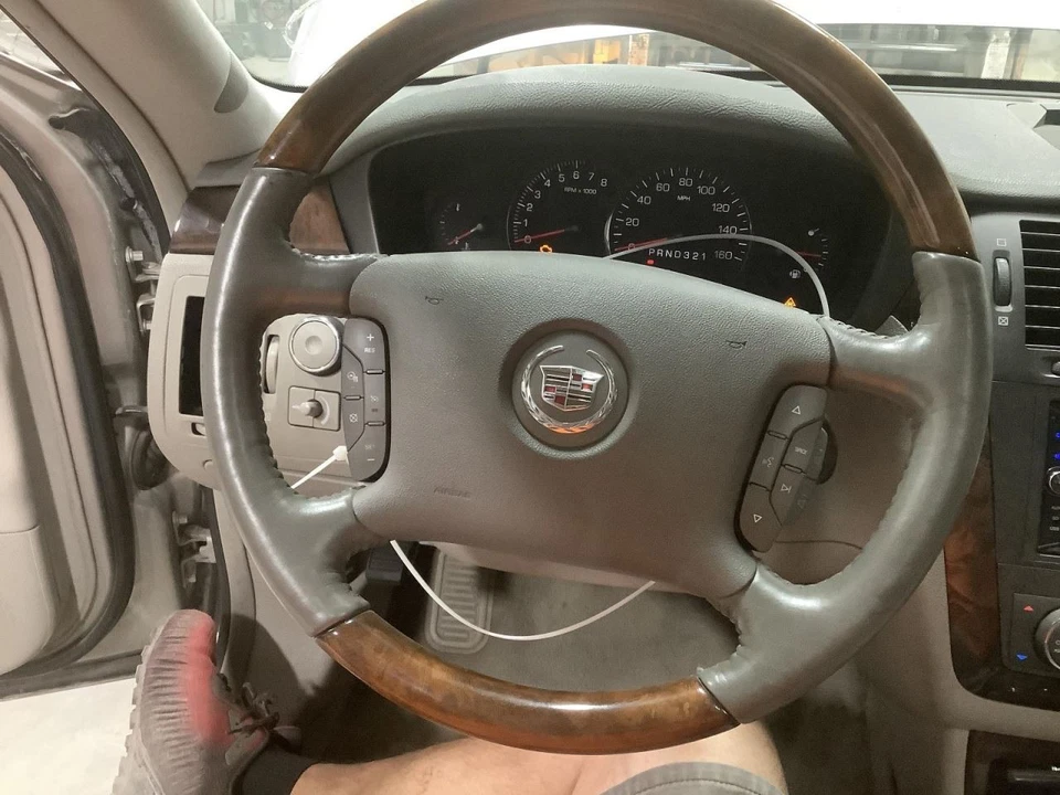 Steering Column Floor Shift Non-heated Steering Wheel Fits 06-11 DTS 5040049 — 第 1/1 张图片