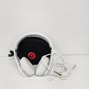 Beats Solo 2 Wired Headphones B0518 (as-is R headphone out no returns) - Picture 1 of 6