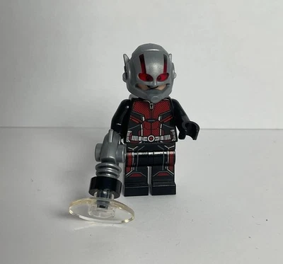 Lego Super Heroes Ant-Man (Upgraded Suit) Minifigure 76109 - Image 1 of 4