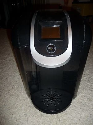 Keurig K300 2.0 K-Cup Brewing System (Black) - Image 1 of 4