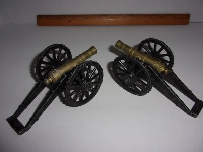 Cañones metálicos Penncraft de colección de la Guerra Revolucionaria Foto 1 de 4