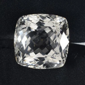 29.96 ct BEAUTIFUL LUSTROUS RARE NATURAL GOSHENITE - BERYL SQ Cushion C Vdo SPL - Picture 1 of 2