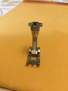 Mint Genuine Bernina Manual Buttonhole Foot #3 - Old Style No Back Screw - Picture 1 of 6