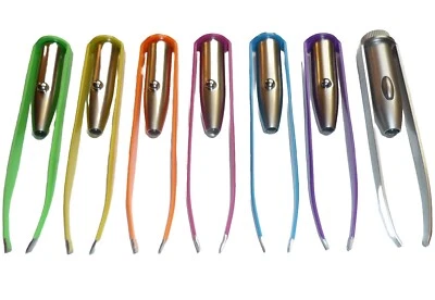 LED Pinzette Pinzetten in 7 Farben Zupfpinzette Augenbrauen Wimpern Haare zupfen - Bild 1 von 4