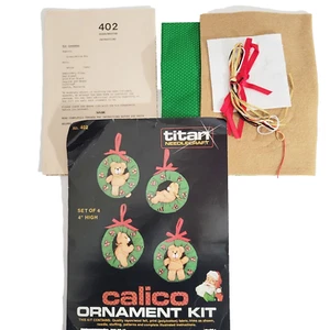 Titan Needlecraft Felt Ornament Kit Bears and Wreaths 402 Craft Open 1984 - Picture 1 of 5