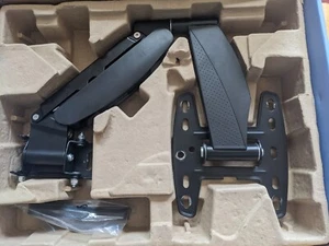 SANDSTROM Easy Glide SFMGM18 Full Motion 32-55 TV Bracket- NO SCREWS - Picture 1 of 12
