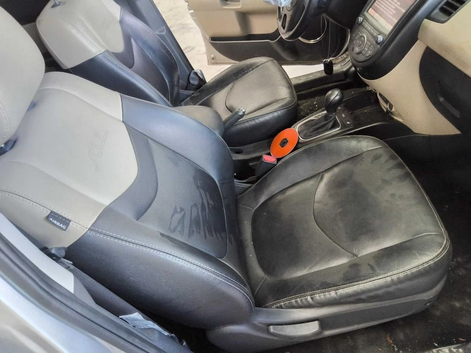 Passenger Front Seat Bucket  Leather Manual Fits 12-13 SOUL 652791 Foto 1 de 1