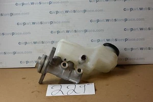 14 15 16 Toyota Corolla 1.8L, Auto FWD Used Master Brake Cylinder #229-BC - Bild 1 von 5