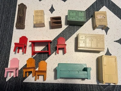 Lote de muebles para casa de muñecas Strombecker Foto 1 de 4