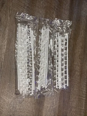 LIFE-LIKE, 14" BLANCO HO SLOT CARRIEL PROTECTOR Nuevo Precintado (20) Piezas Total Foto 1 de 4