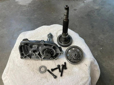 Yamaha XC125 1989 Riva Scooter Transmisión Transmisión Transmisión Final Juego de Tornillos de Cubierta Foto 1 de 3