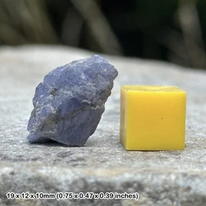 Tanzanite - spiritual healing crystal mineral stone, authentic - Picture 1 of 1