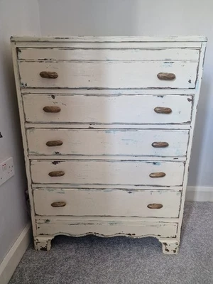 Shabby Chic Set Of Bedroom Draws Antique  Harris Lebus Solid Wood. - Image 1 of 4