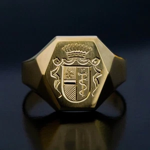 Art Deco Era Armorial Gold Signet Ring Ref: 170286 - Picture 1 of 4