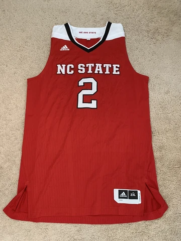 NC State Wolfpack Official Game Basketball Jersey / Men’s 2XLT Cover