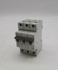 GE V-Line D32 Circuit Breaker - Picture 1 of 4