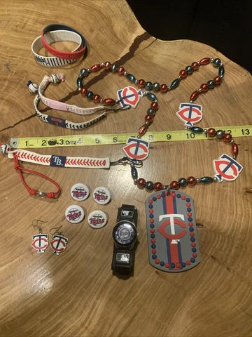 Lot of Minnesota Twins Jewelry Earrings Pins Watch Pin Beads MLB Cover
