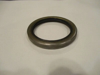 SELLO RUEDA DELANTERA Y TRASERA, SE ADAPTA A TOYOTA CORONA, MKII, FURGONETA, 240Z, 510   Foto 1 de 2