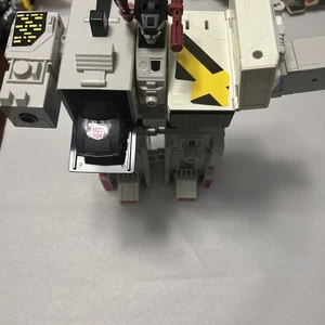 Transformers G1 METROPLEX - Near Complete Original Vintage - Picture 1 of 12