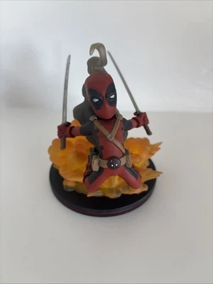 Marvel Deadpool черный и красный Q-Fig LootCrate эксклюзивная фигурка фигурка 2015 QMX - Изображение 1 из 3