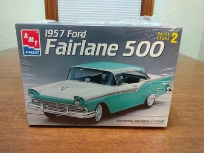 AMT 1957 Ford Fairlane 500 Kit # 8028 Factory Sealed 1:25 - Image 1 of 4