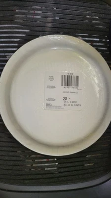 20 Pack * New Unopened* Super Bowl LIX Paper Plates New Orleans - Image 1 of 3