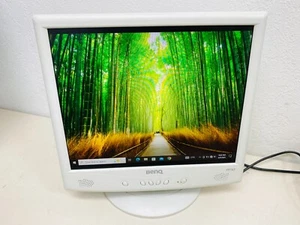 Benq FP767 Screen Monitor LCD Display 17" - Picture 1 of 4