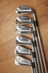 ◼️6pcs◼️ ONOFF FORGED KURO Iron Set 6clubs 5-9,Pw Shaft Dynamic Gold 95 S200 - Picture 1 of 7