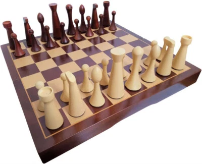 Starpple C1 21DXL Chess set extra queens scratch on board - Image 1 of 4