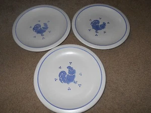 Pfaltzgraff Yorktowne Set of 3 Chicken Rooser Dinner Plates 10 3/8" - Picture 1 of 3