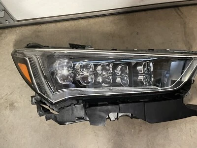 Faro RLX Acura 2020 Foto 1 de 4