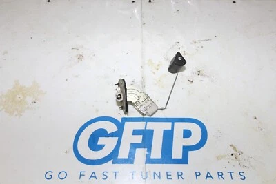 08-15 MITSUBISHI LANCER EVO X OEM CONJUNTO SENSOR DE NIVEL DE COMBUSTIBLE SECUNDARIO GENUINO Foto 1 de 4