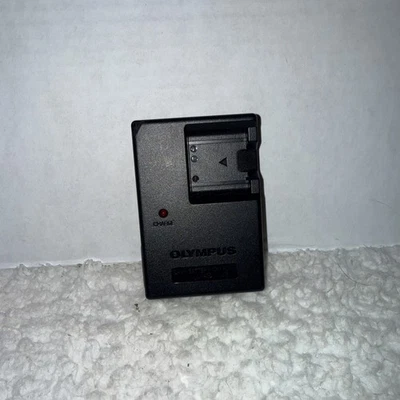 Cargador de batería original para cámara Olympus OEM LI-40C (sin cable) Foto 1 de 3
