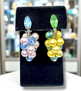 Vintage Hollywood Glam Strass Ohrhänger Clip auf Perle Kristall Cluster - Bild 1 von 5