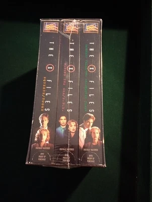 The X-Files Wave 2 Boxed Set (1996 Fullscreen VHS) FACTORY SEALED 3-Tape Set - Image 1 of 4