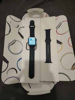 Apple Watch Series 7 41mm Stainless Steel GPS+Cellular - Image 1 of 4
